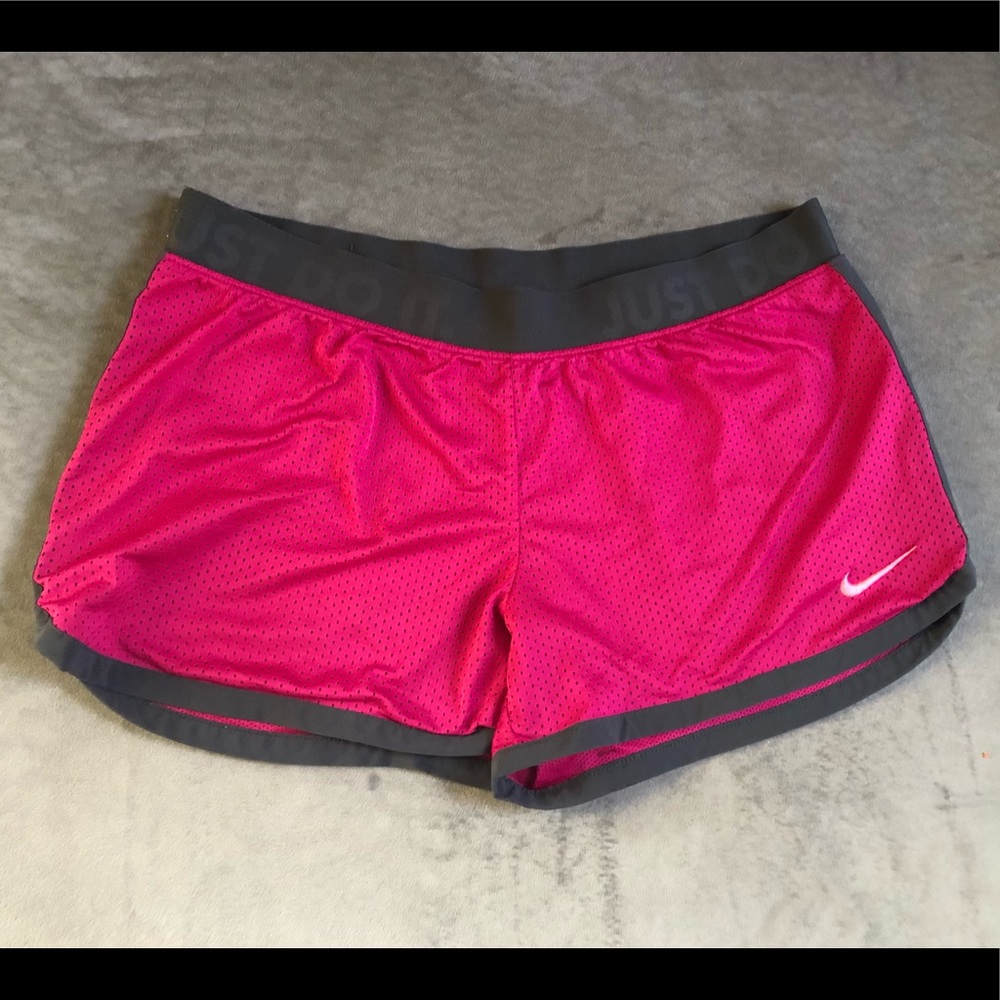 Nike Dri-Fit Women’s Shorts Dark Pink | Size: M